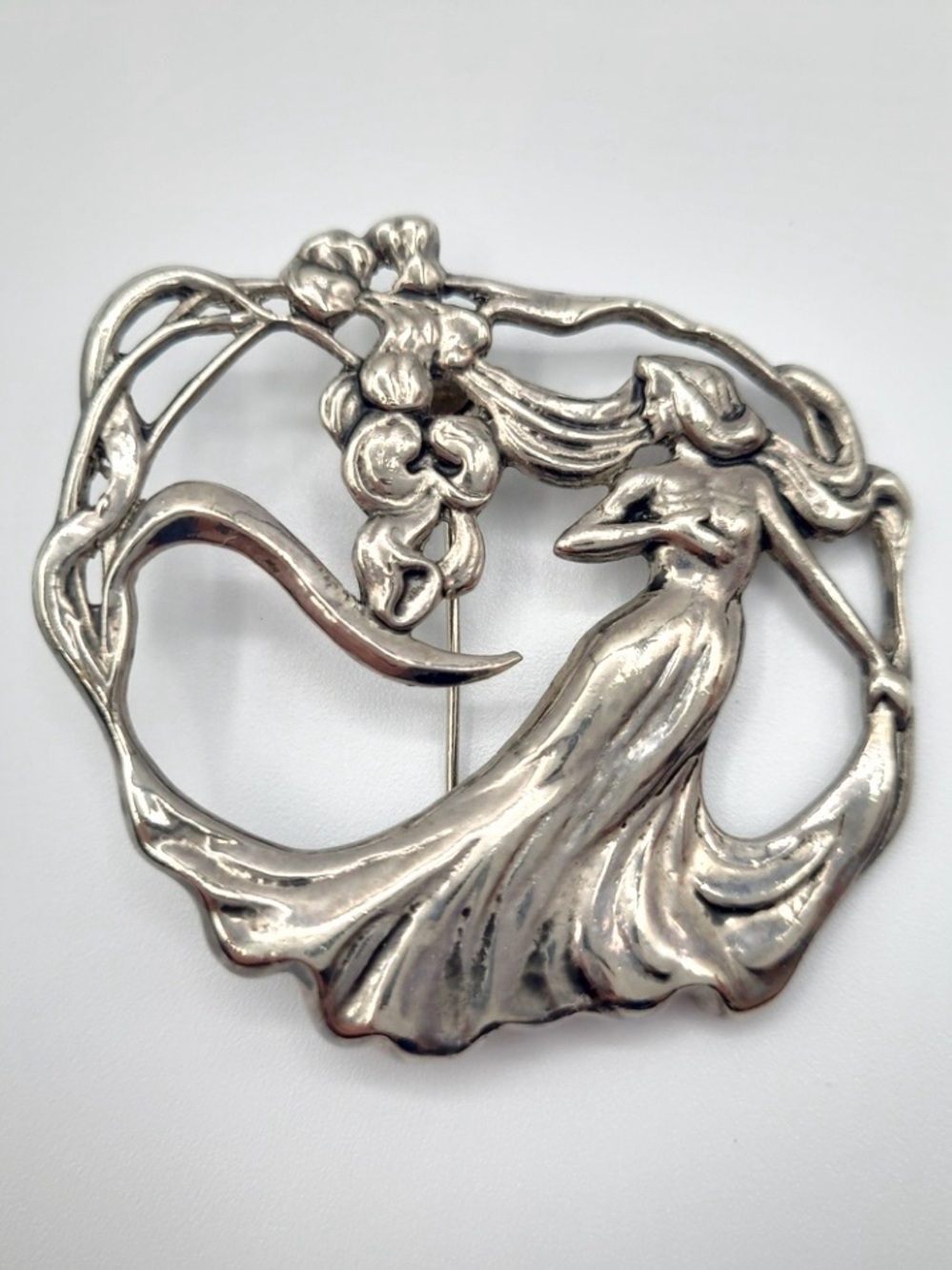 Signed NURI Art Nouveau Woman Brooch Vintage Silver Tone